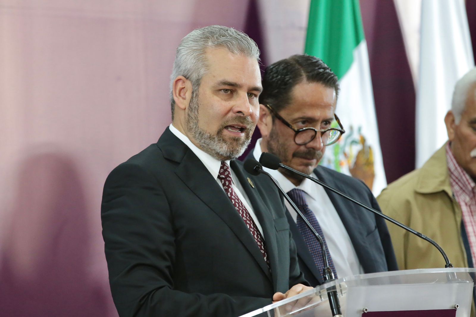 Michoacán superó expectativas en crecimiento económico: Bedolla