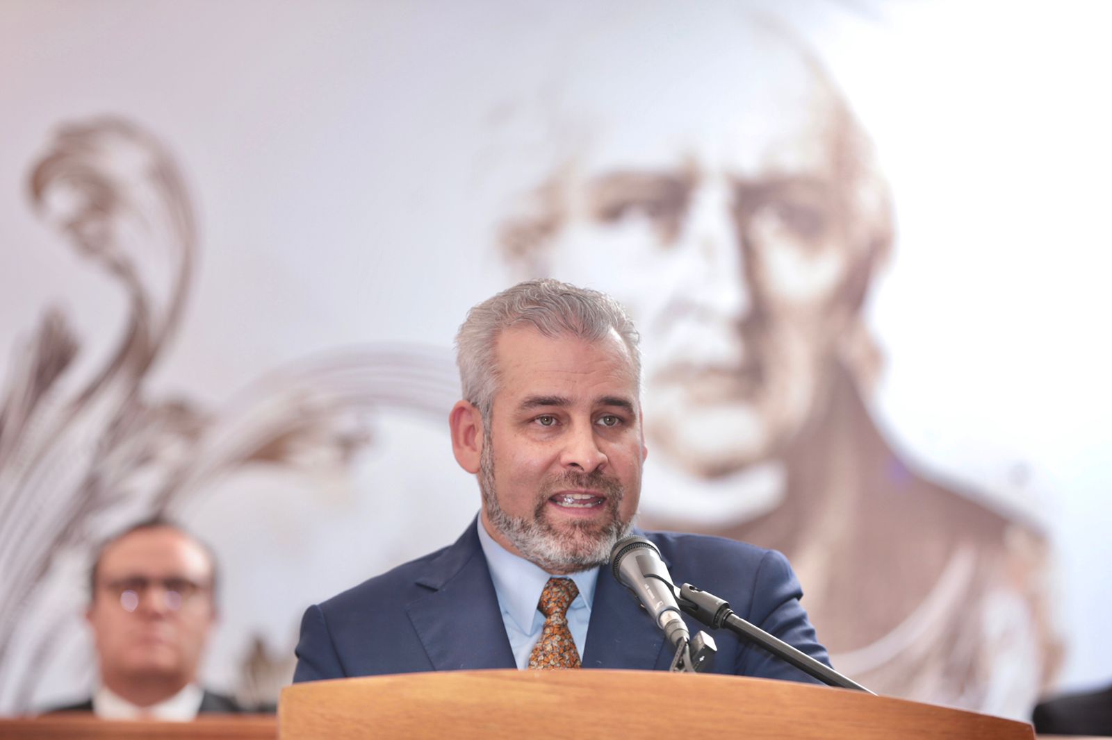 Seguiremos impulsando un gobierno influyente, plural y municipalista: Bedolla