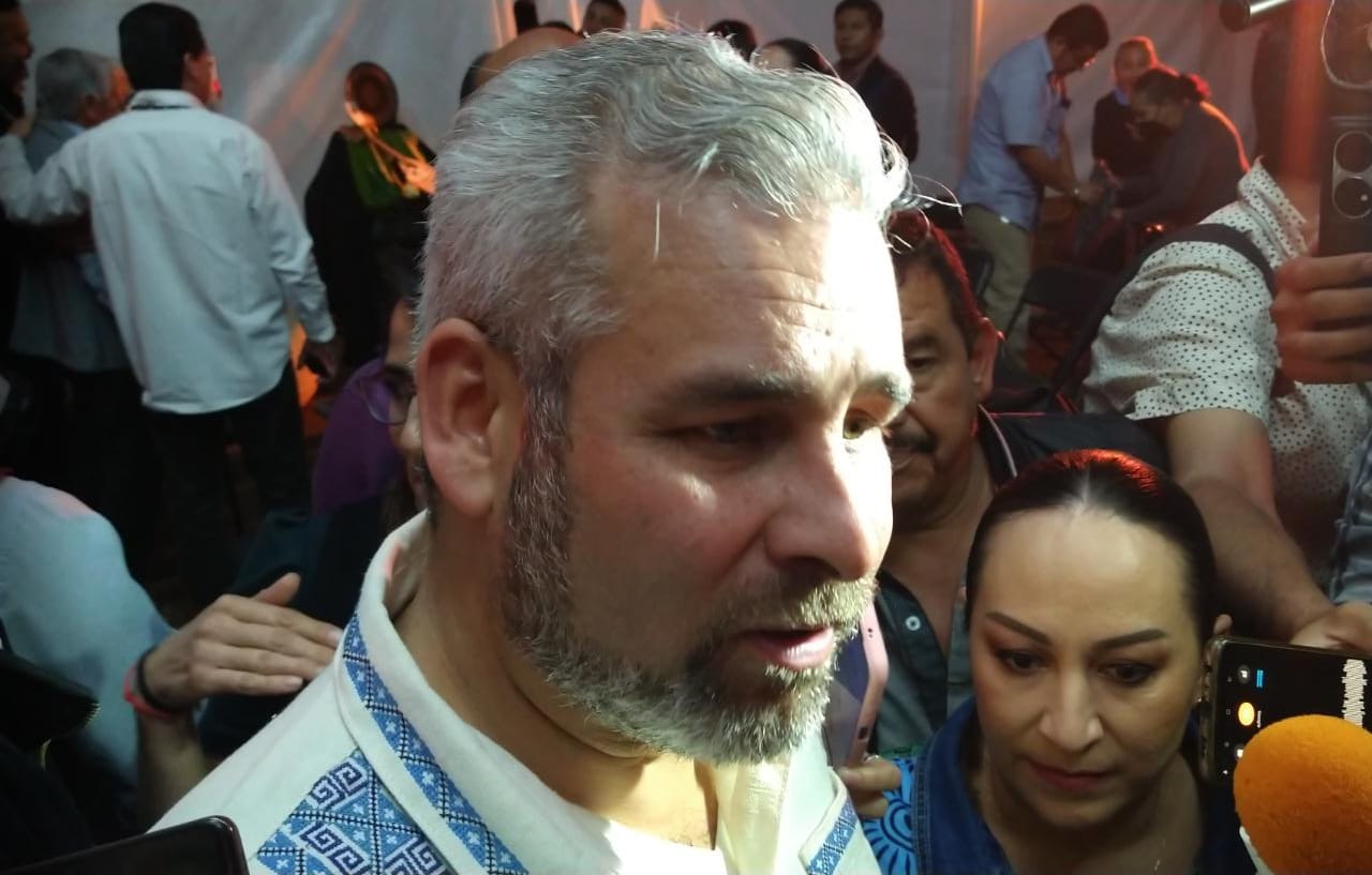Darán seguridad social a artesanos michoacanos, a través de IMSS Bienestar: Bedolla