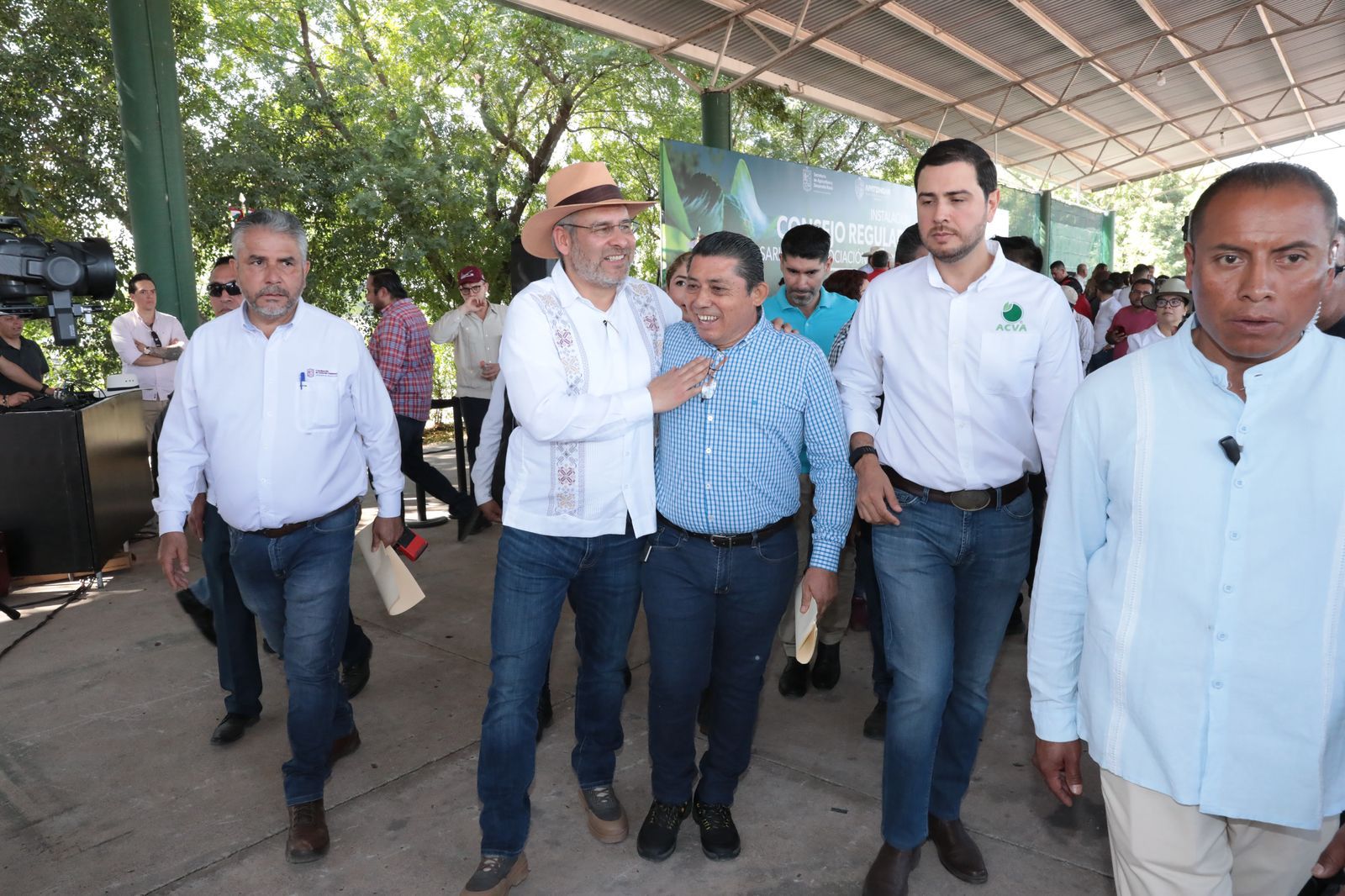 Limón en polvo, alternativa para llegar a mercados internacionales: Bedolla