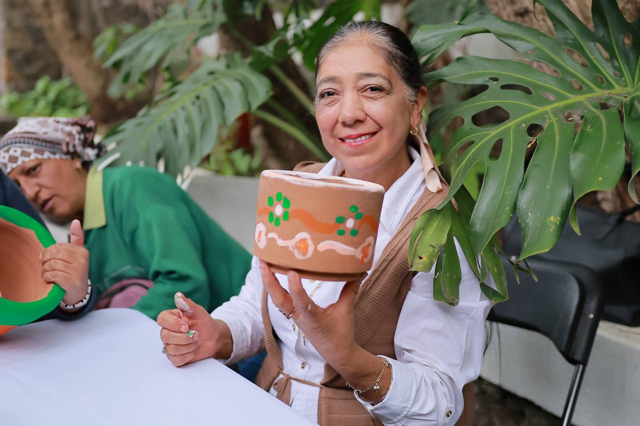 Secretaría del Bienestar promueve redes de apoyo para mujeres con cáncer