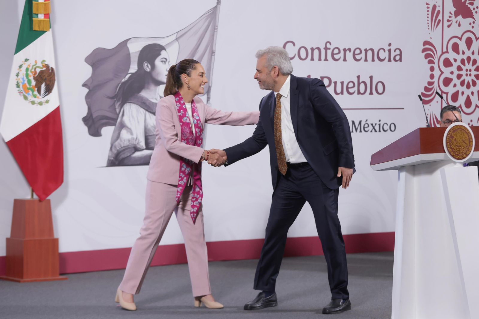 Anuncian Sheinbaum y Bedolla primera inversión por mil mdp para el Polo del Bienestar de Michoacán