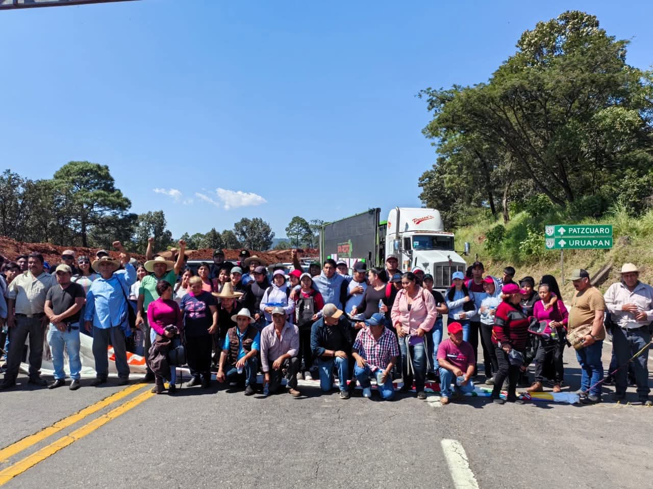 Otra vez bloqueado Ramal Camelinas; comuneros exigen respeto a derechos indígenas
