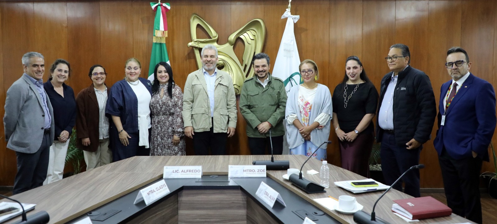 Zoé Robledo y Alfredo Ramírez Bedolla avanzan en ruta de trabajo para fortalecer al IMSS en Michoacán