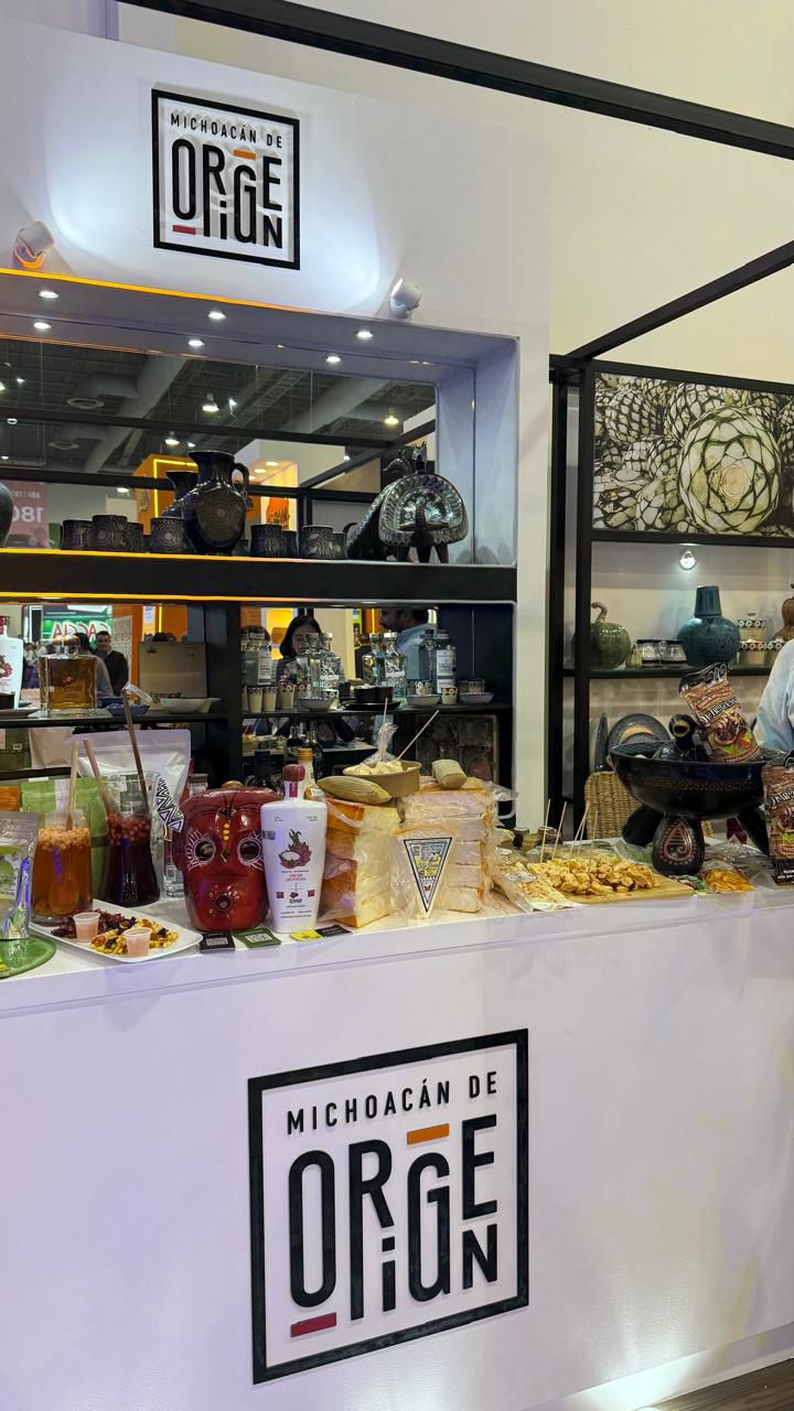 Sedeco impulsa Michoacán de Origen en expo hotelera y restaurantera