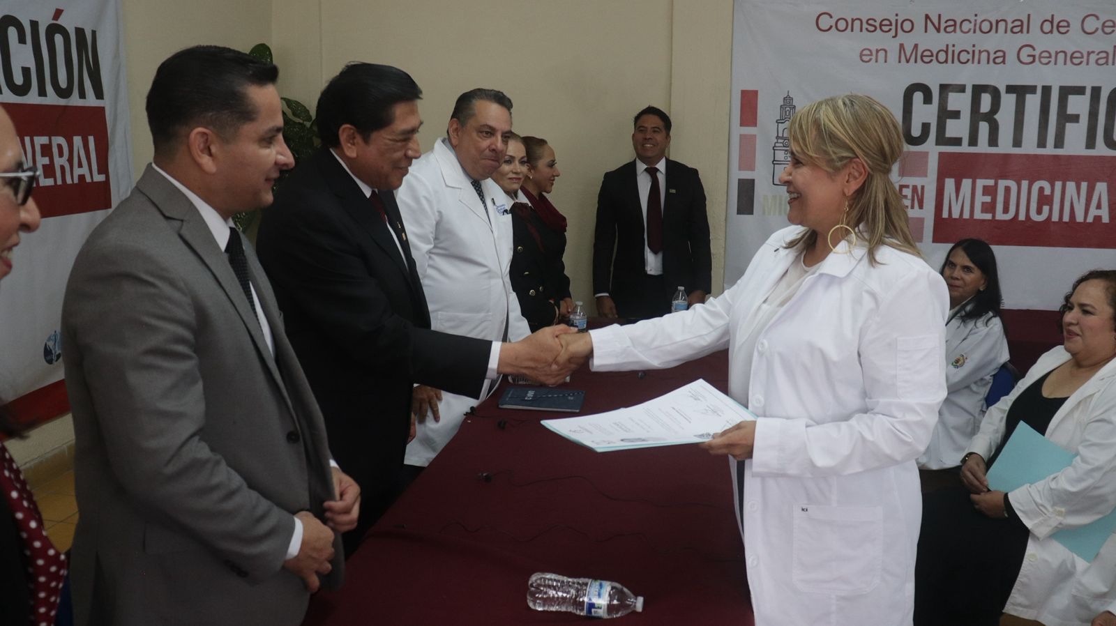 Medicina de la UVAQ certificará a egresados