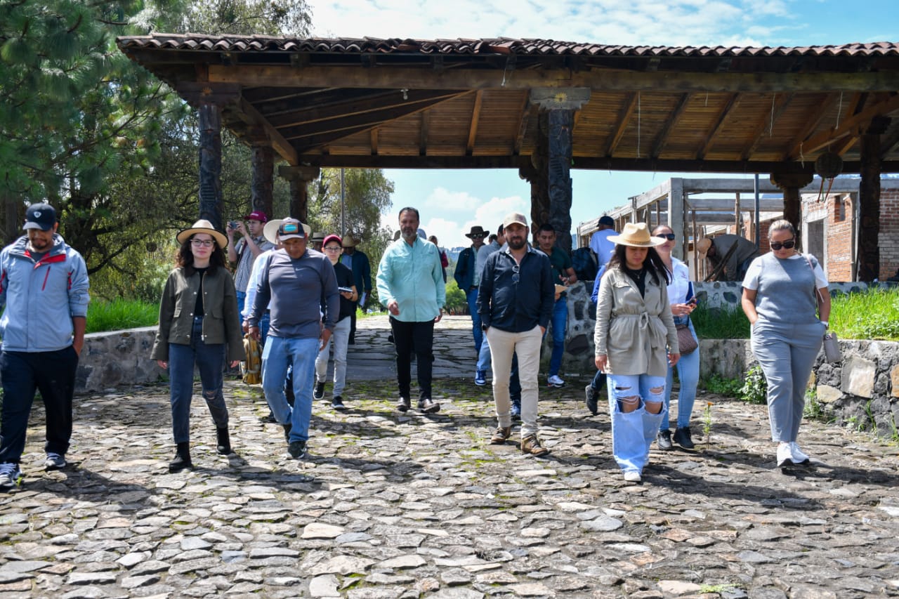 Julio Arreola Impulsa Acciones Históricas para la Conservación del Lago de Pátzcuaro