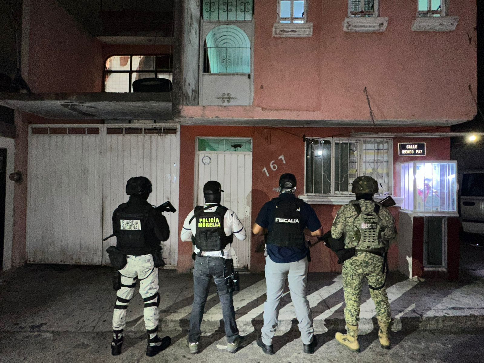 En Morelia y tras cateo, asegura FGE más de 800 dosis de metanfetamina y detiene a una persona