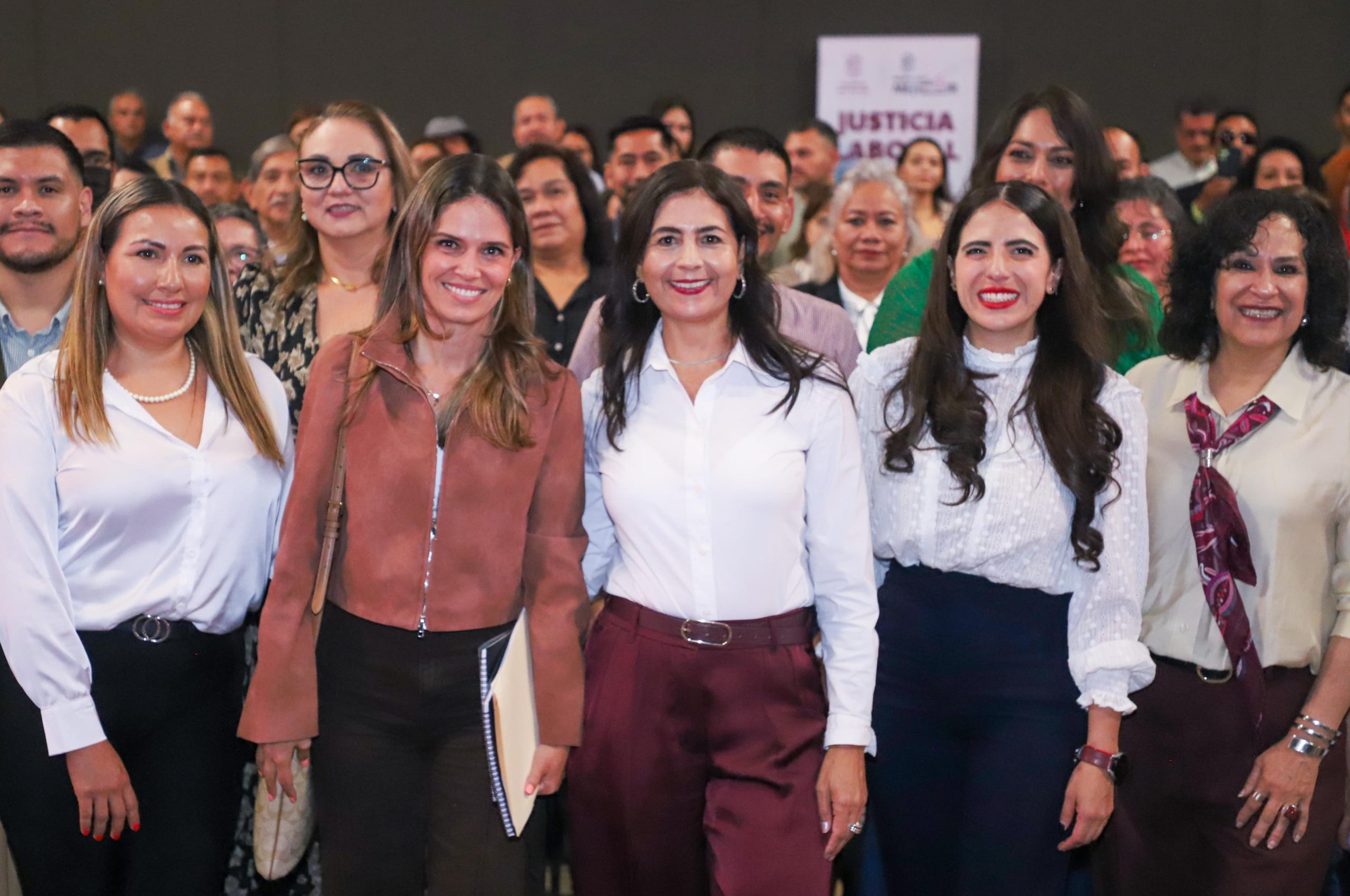Trabaja SEE para generar espacios escolares seguros y libres de violencia: Gabriela Molina