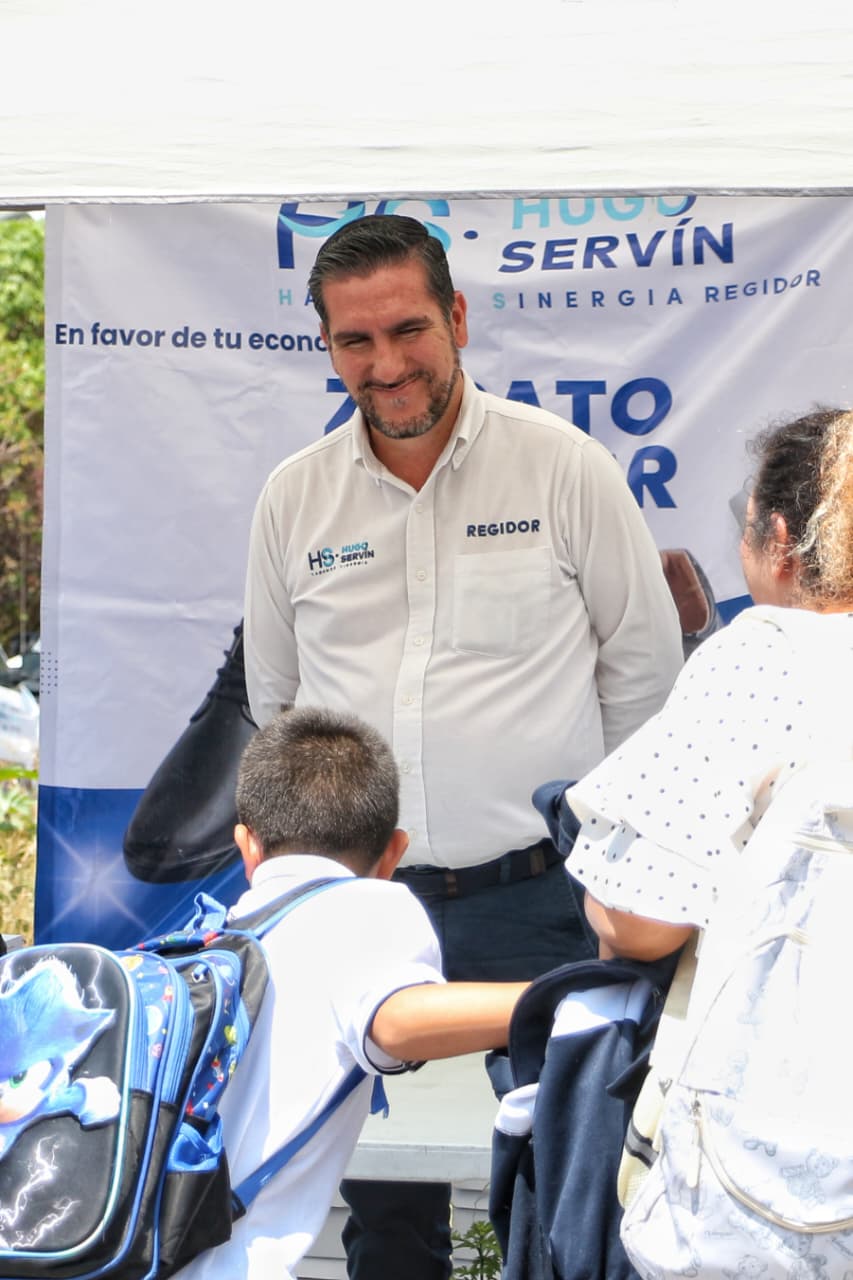 Refrenda Hugo Servín, compromiso con la educación