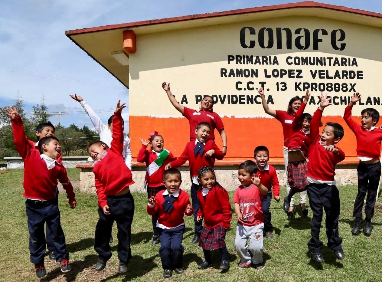 SEE reconoce 54 años del Conafe a favor de la educación