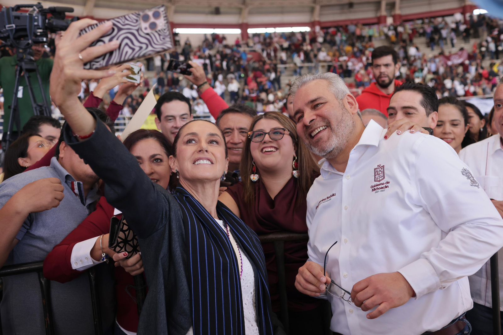 Salieron de la pobreza más de 13.5 millones de mexicanos, en seis años: Sheinbaum