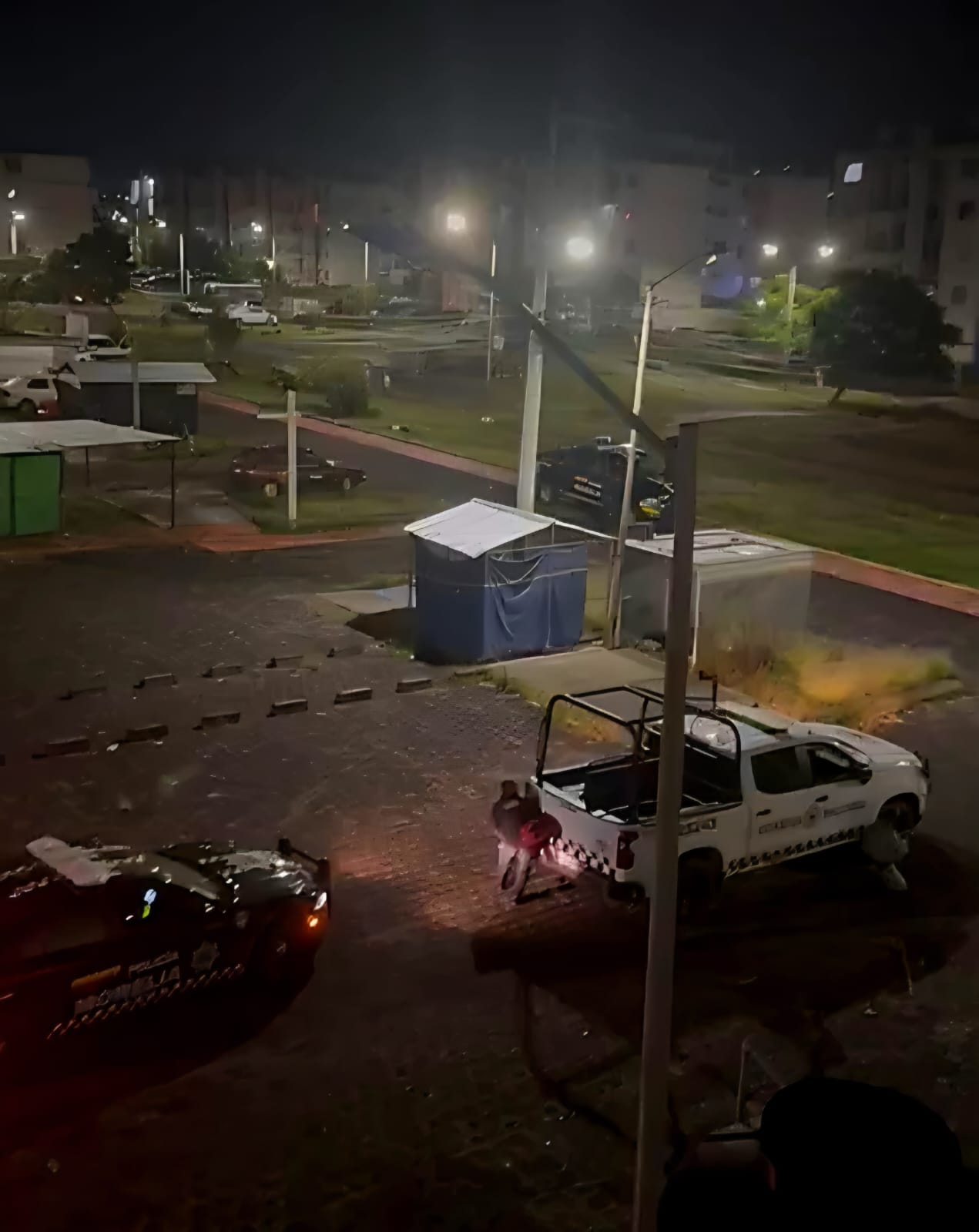 Enfrentamiento en Villas del Pedregal deja dos policías heridos y un detenido