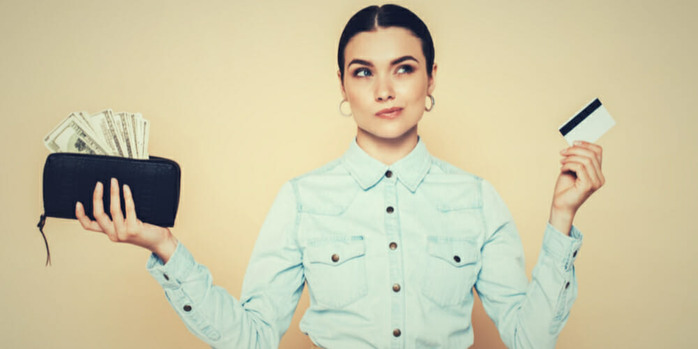 How to get cash from credit card without charges? [tips]