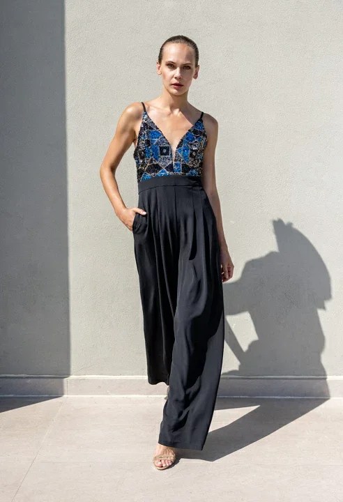  Ολόσωμη φόρμα με χρωματιστές παγιέτες - Μαύρο 2026