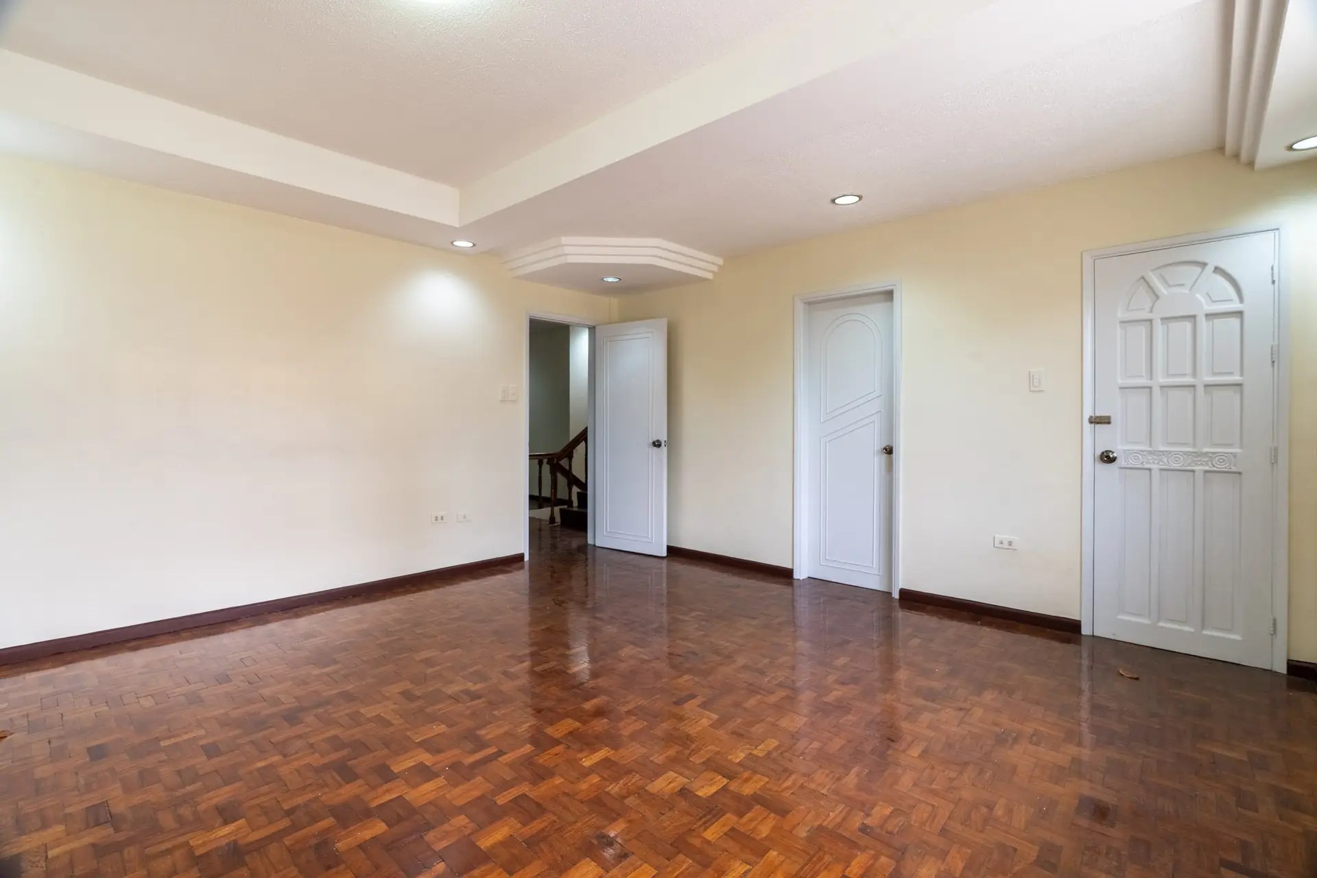 3-Storey Family Home House for Sale in Concorde Village, Tambo, Parañaque City