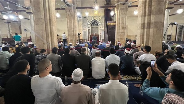 رئيس جامعة الأزهر يدعو المسلمين لتحري ليلة القدر في هذه الليالي وطلب العفو من الله