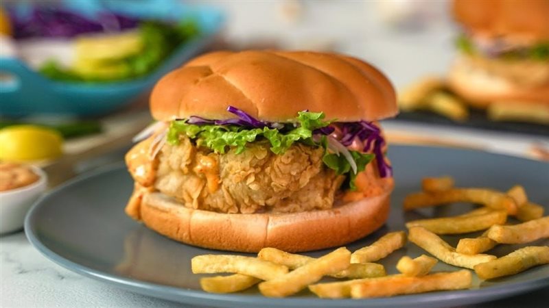 طريقة عمل بانية برجر السمك المقرمش، لذيذ وسهل التحضير 