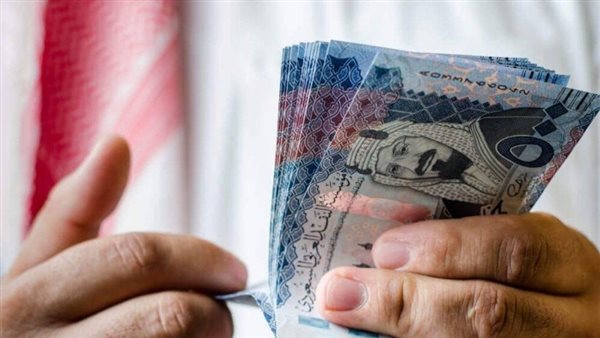 سعر الريال السعودي بختام تعاملات اليوم الأربعاء 15-6-2022 في البنوك