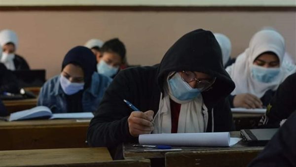 منها إدي ضهرك للحائط .. 10 نصائح لطلاب الثانوية العامة تساعدهم على التركيز والتفوق