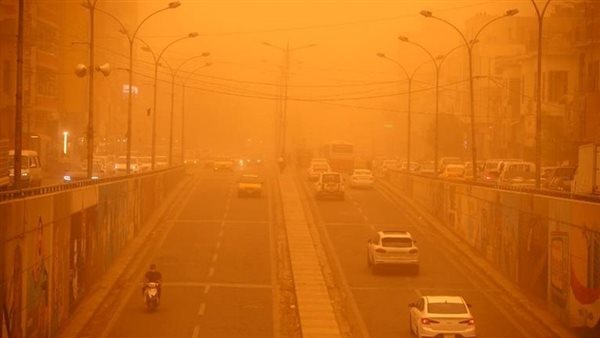 بعد العراق.. عاصفة ترابية تضرب السعودية والسلطات تحذر | فيديو