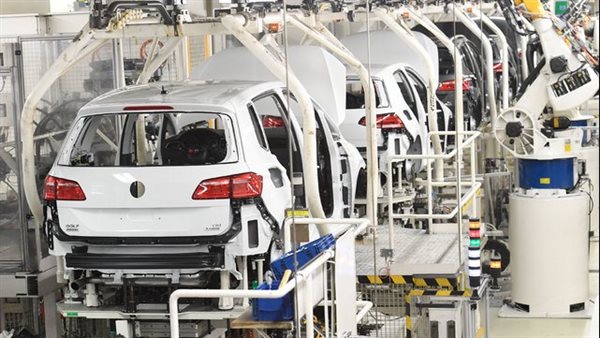 استمرار تطبيق الاعتمادات المستندية على استيراد السيارات الكاملة