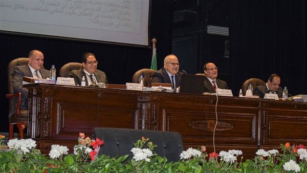 تفاصيل اجتماع مجلس جامعة القاهرة برئاسة الخشت