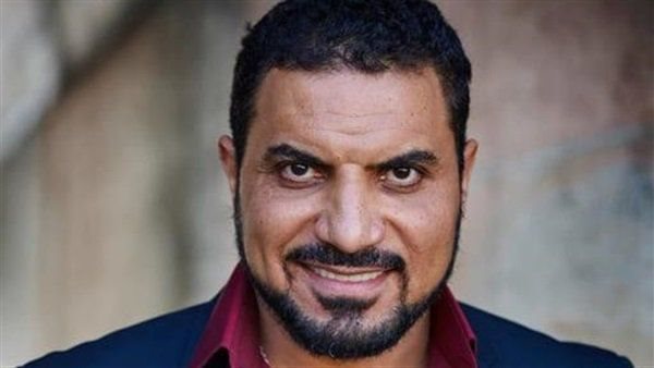 فنان مصري بـ هوليود: نفسى اشتهر في بلدي|فيديو