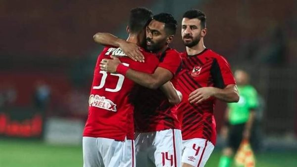 طاهر محمد طاهر يتقدم بالهدف الثاني للأهلي في مرمي ايسترن 