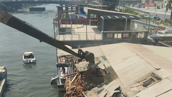  الري تزيل 3 عائمات مخالفة بمنطقة الكيت كات بالجيزة | صور