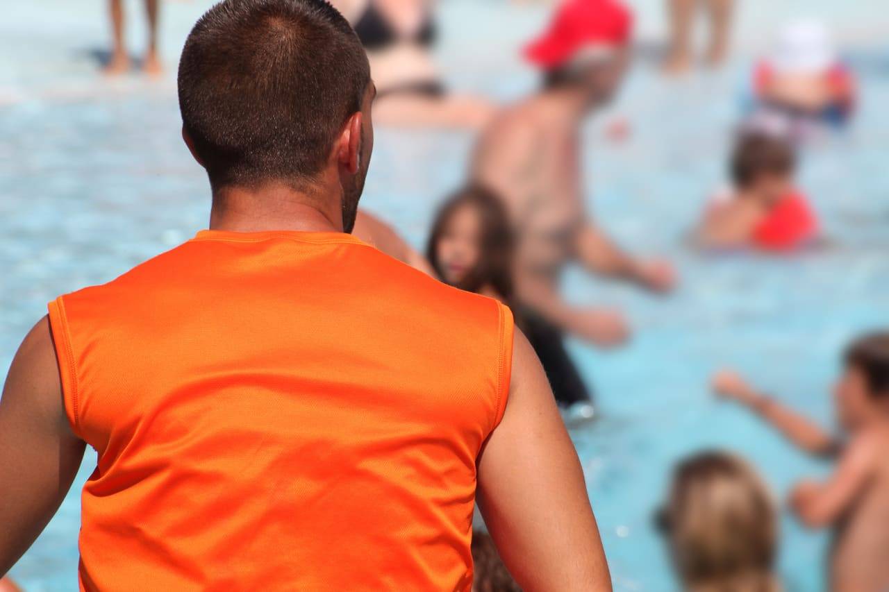 Quanto Guadagna Un Animatore Turistico: Lo Stipendio E Che Cosa Fa 853_x_1280_jpg