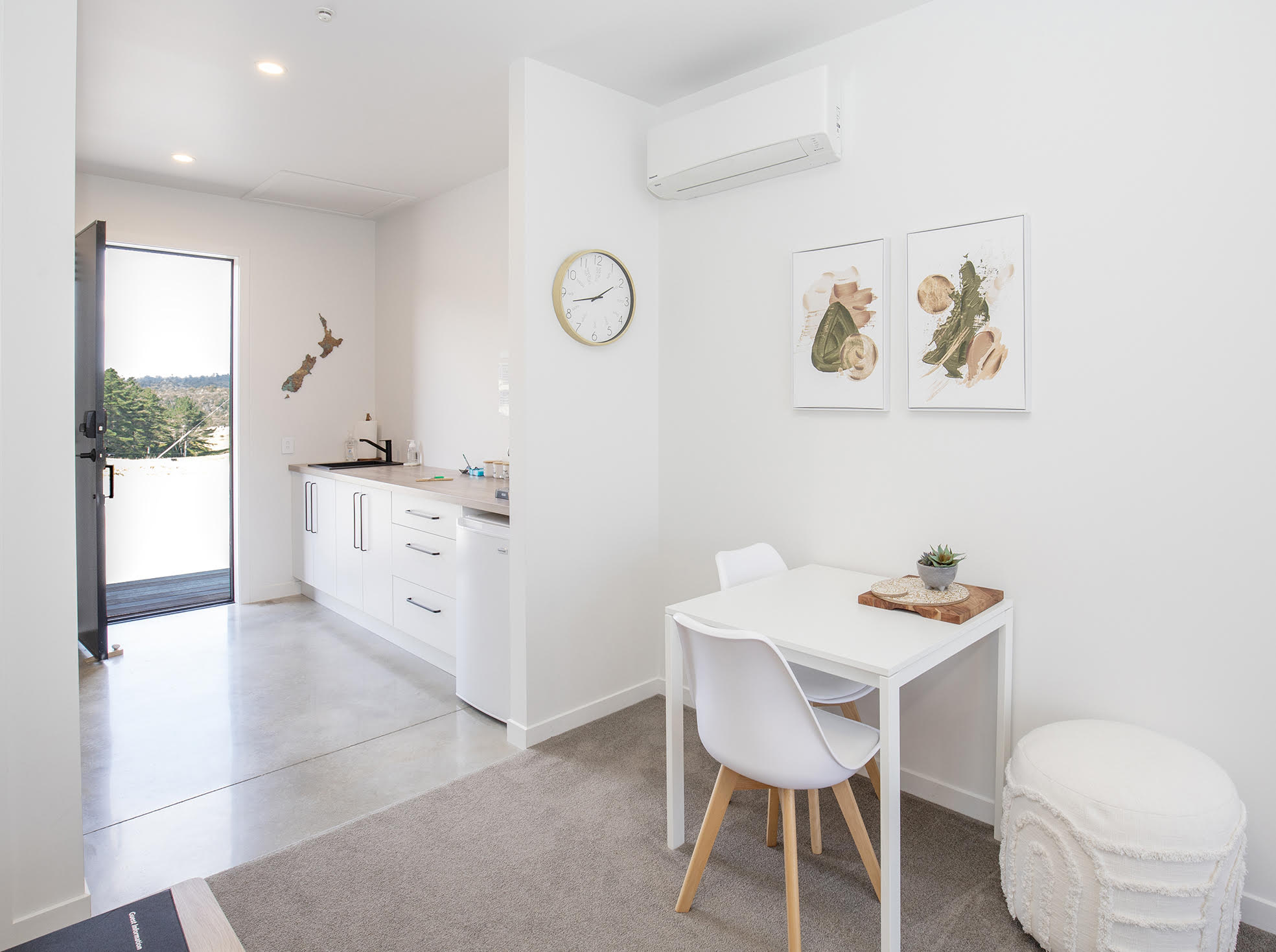 studio 1 west coast accommodation views over tasman luxury accommodation studio modern minimalistic designer travelers greymouth relax stay enjoy