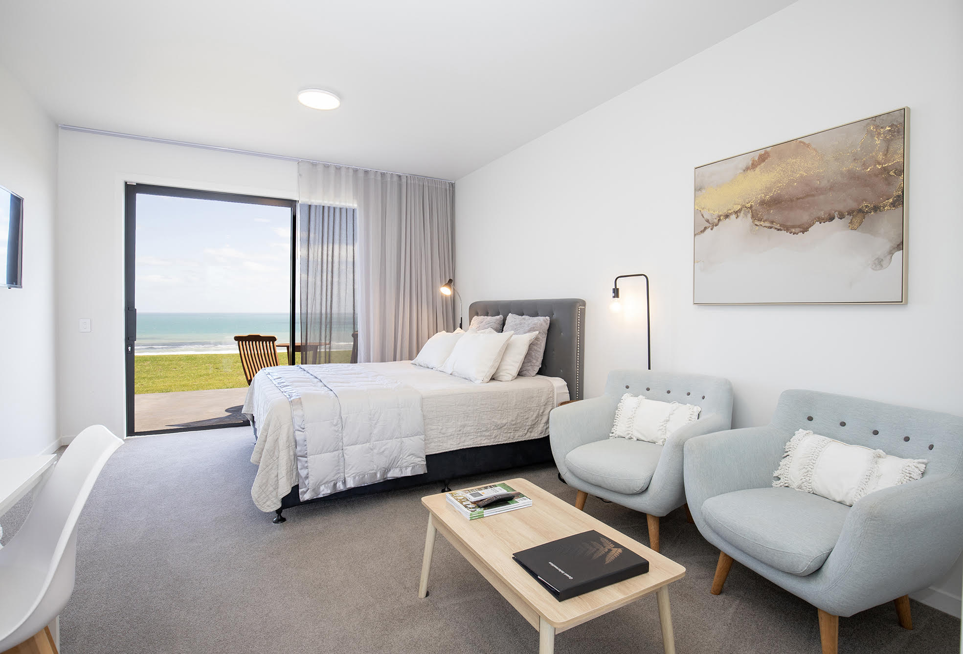 studio 2 west coast accommodation views over tasman luxury accommodation studio modern minimalistic designer travelers greymouth relax stay enjoy