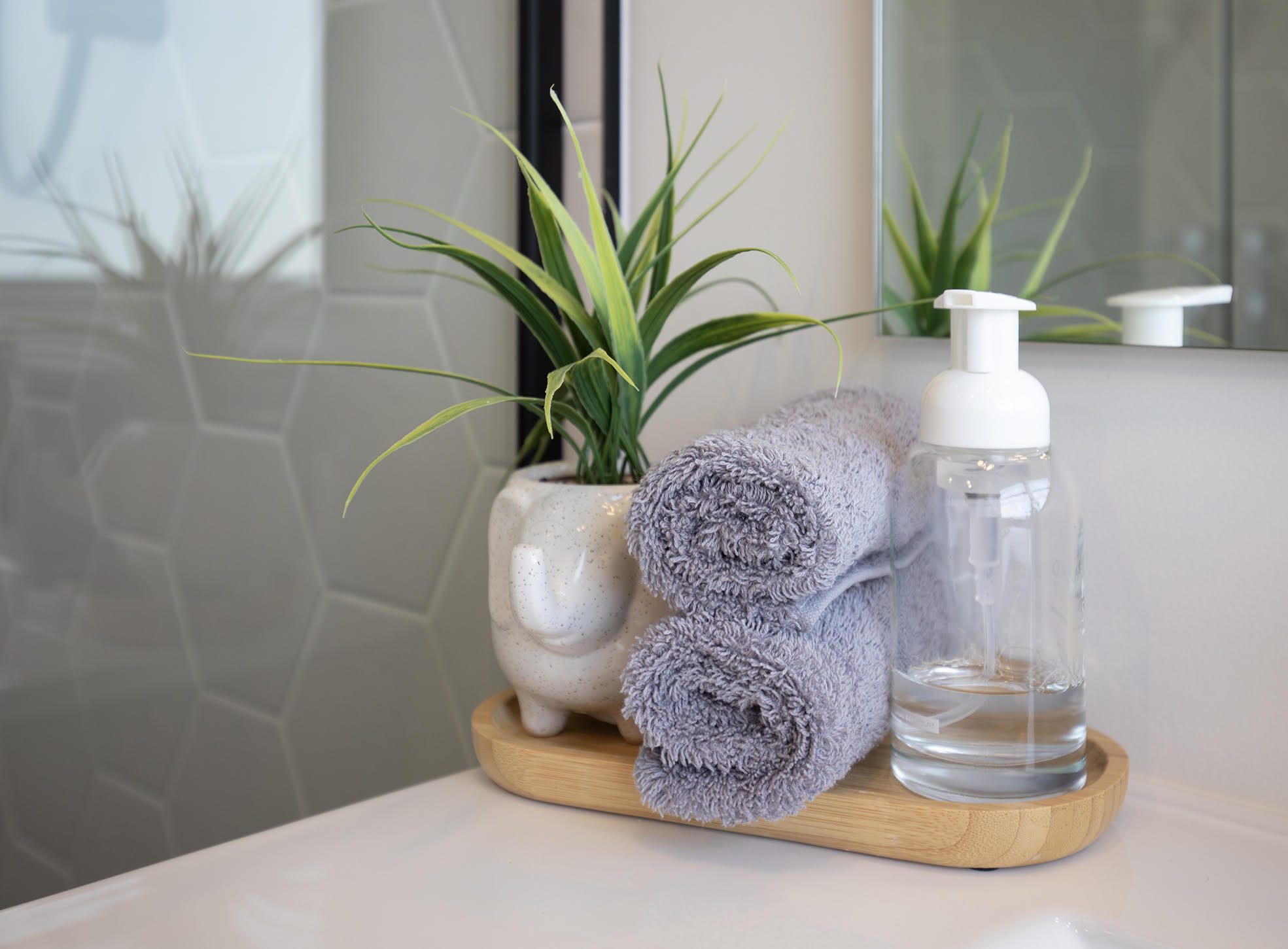 west coast accommodation views over tasman luxury accommodation studio modern minimalistic designer travelers greymouth relax stay enjoy