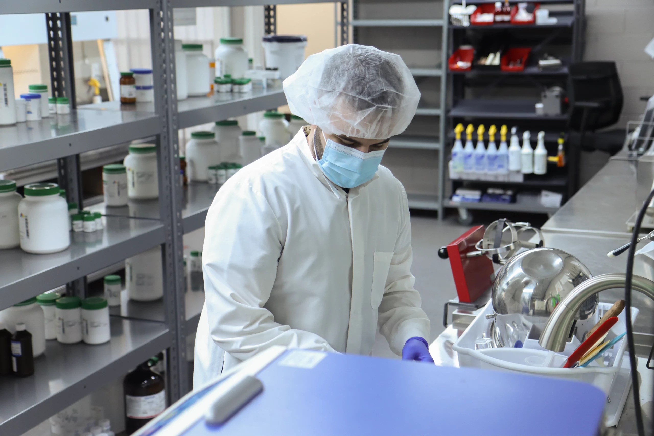 Men's Hair Loss Treatment | Bioidentical Hormones (7) Men's Hair Loss Treatment | Bioidentical Hormones (7)