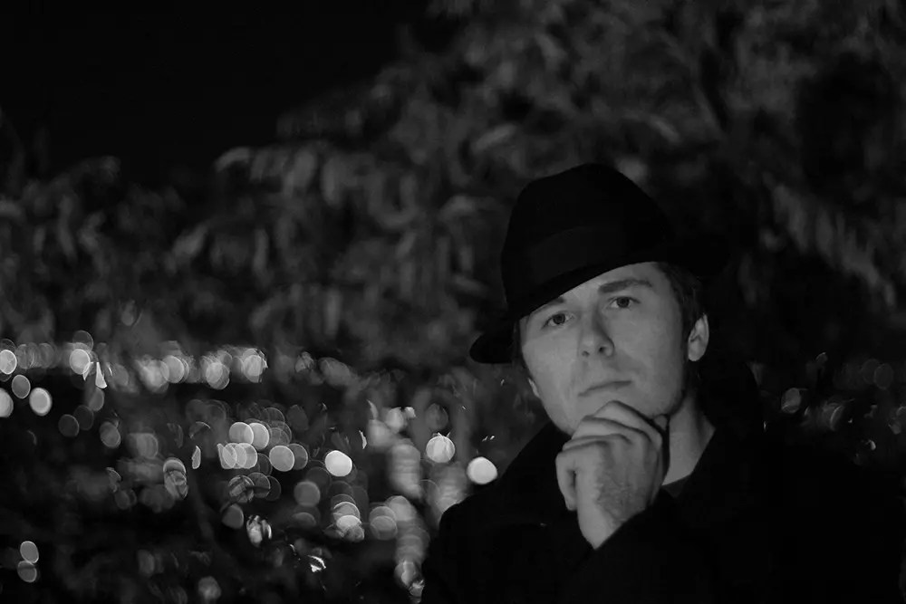 Vision Éternel photo shoot in Montreal. Photography by Jeremy Roux, 2010.
