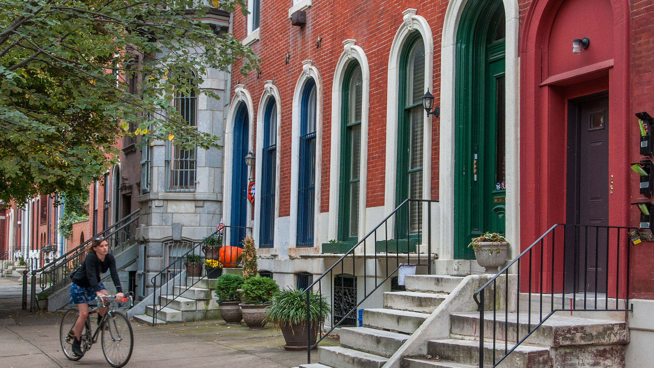 The collins is located in the midtown village / gayborhood section of center city philadelphia. Spring Garden - Philadelphia Neighborhoods