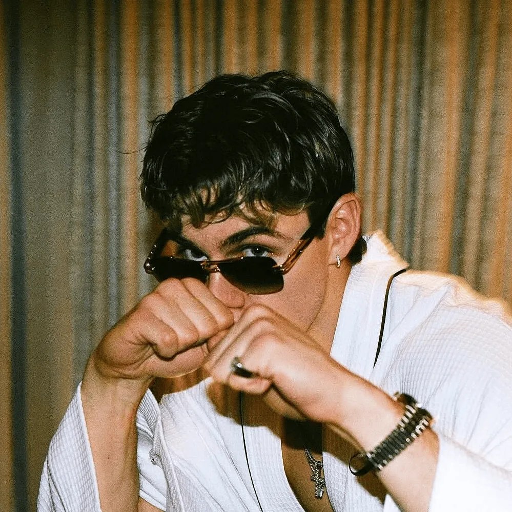 The Kid Laroi – Hold Still