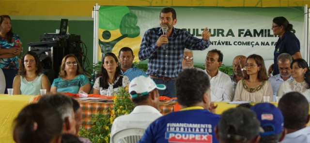 Projeto Semear com Sustentabilidade chega a 3ª edição distribuindo mais de 2 toneladas de sementes e mudas para os agricultores paudalhenses