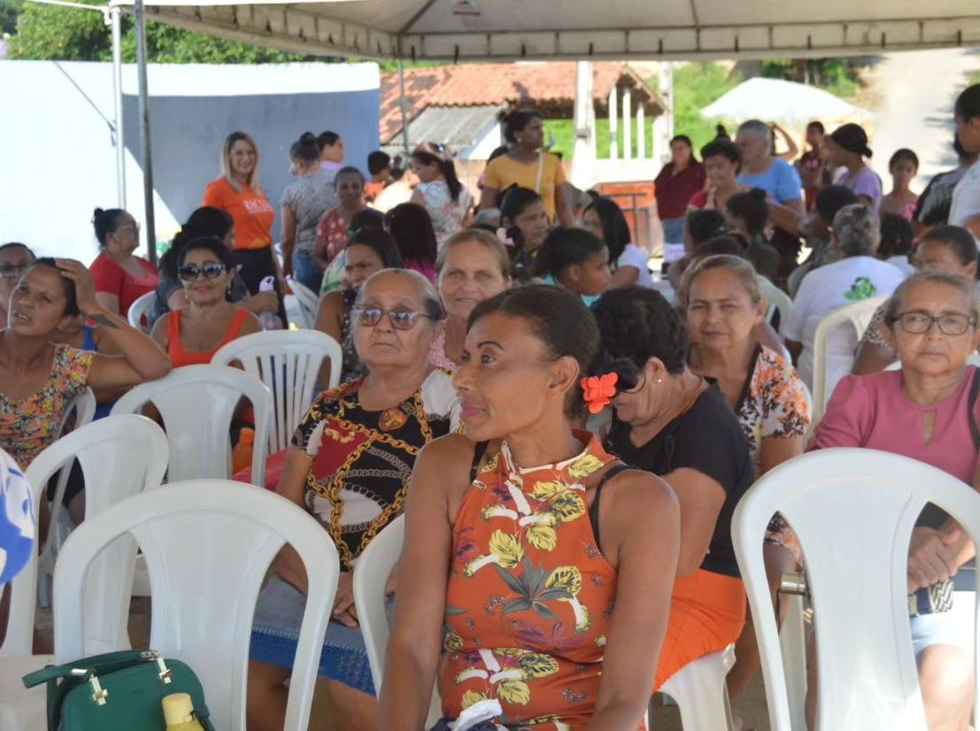 Mulheres na comunidade foi realizado no loteamento Aparecida em Carpina