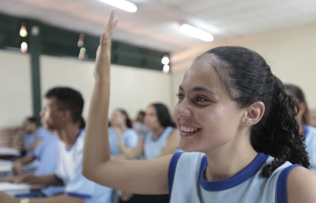 Enem 2026: inscritos automaticamente devem escolher idioma até 18 de outubro