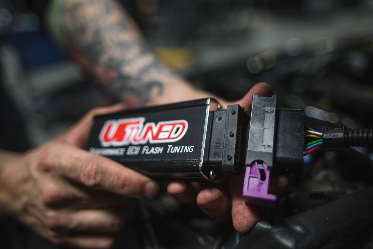 Bmw m4 boosts up with vr tuned tuning box kit
