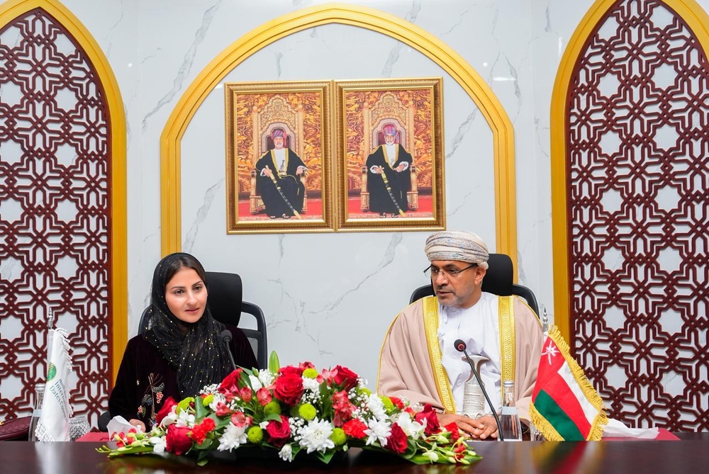 سلطنة عُمان والمجلس الدولي للتمور يبحثان دعم التنمية المستدامة والأمن الغذائي