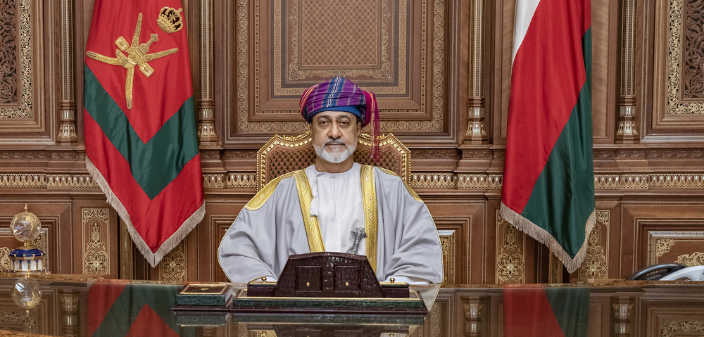 جلالةُ السُّلطان يتلقّى برقيات التهاني من المسؤولين في البلاد