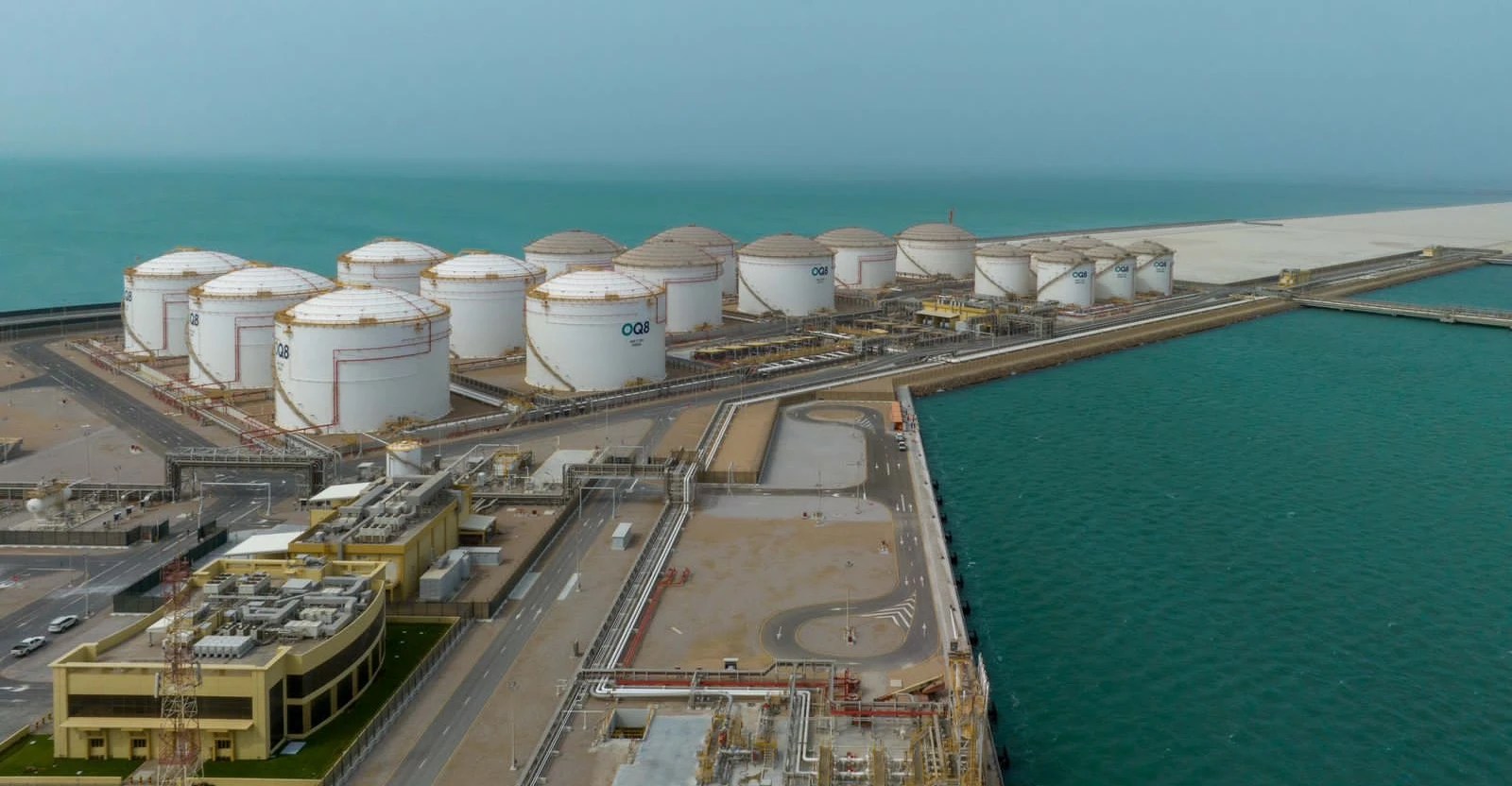 شركة تنمية نفط عُمان تؤكد: العمليات في ميناء الفحل تسير بشكل طبيعي