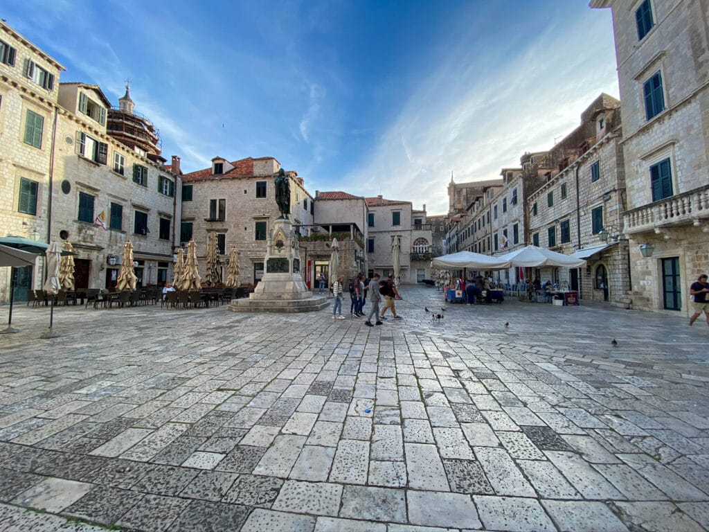 Dubrovnik Wall, Dubrovnik Old Town Walls: Top Attraction You Can’t Miss