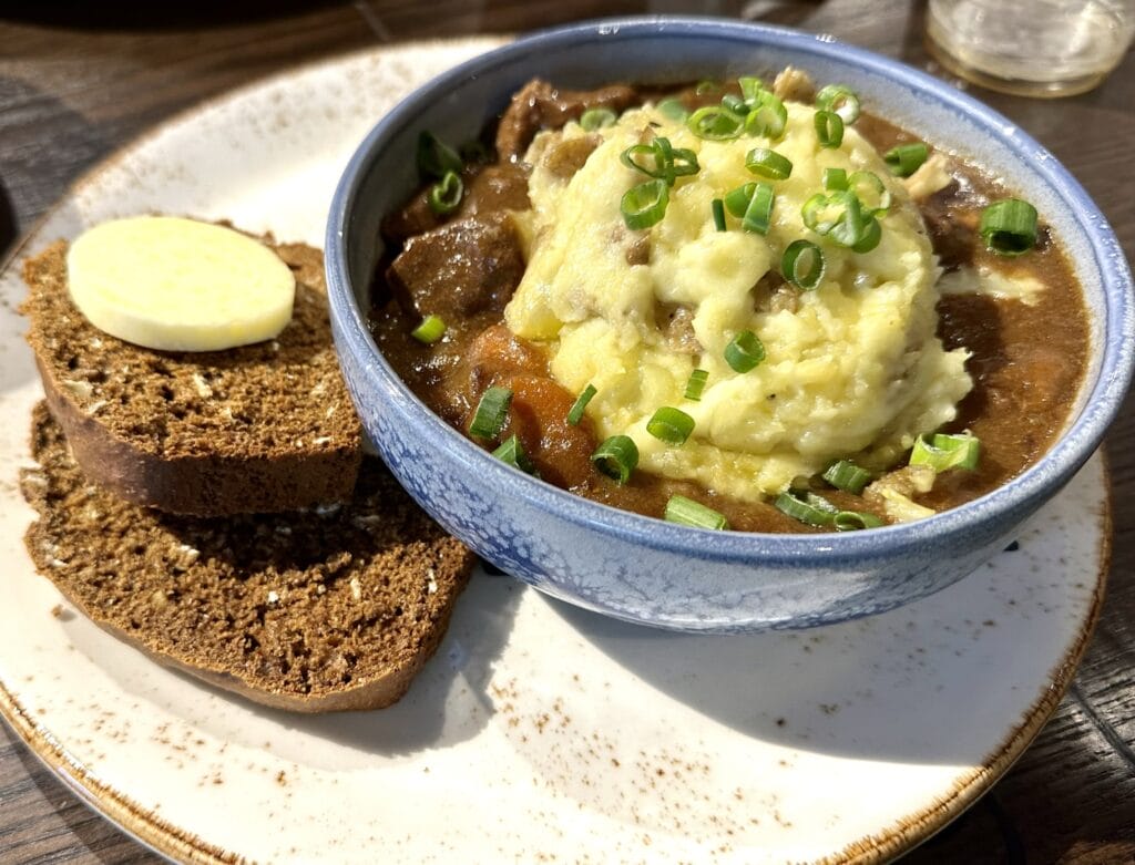 Guinness Irish Brown Bread, Guinness Irish Brown Bread with Molasses