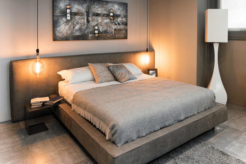 The standard bed dimensions correspond with sheets and other bedding sizes so that your bedding fits and looks right. Different Types of Bases in a Queen-Size Bed and Ways to