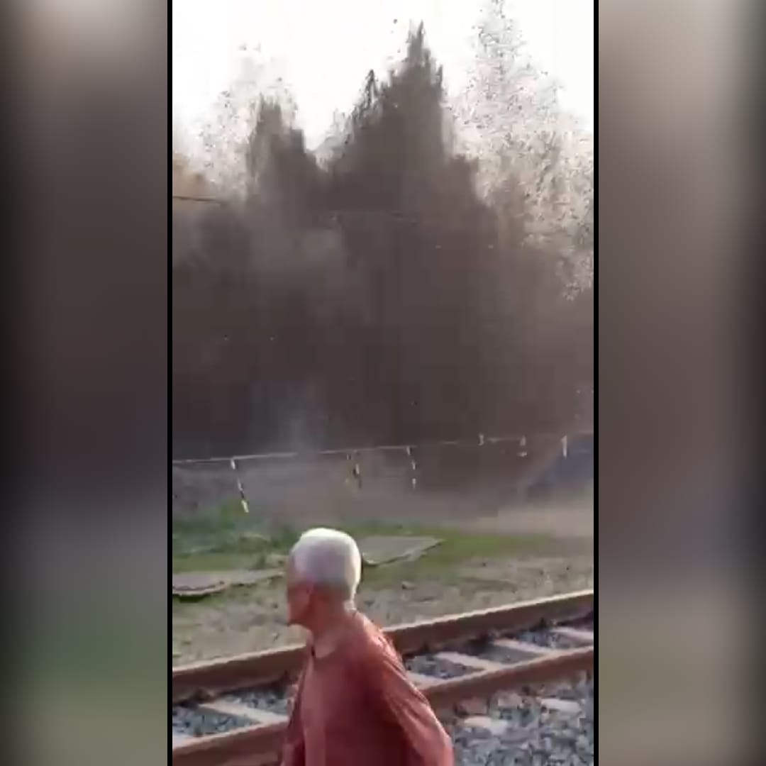 Semburan Lumpur Hebohkan Warga Net, Ini Kata BNPB - WartaBromo