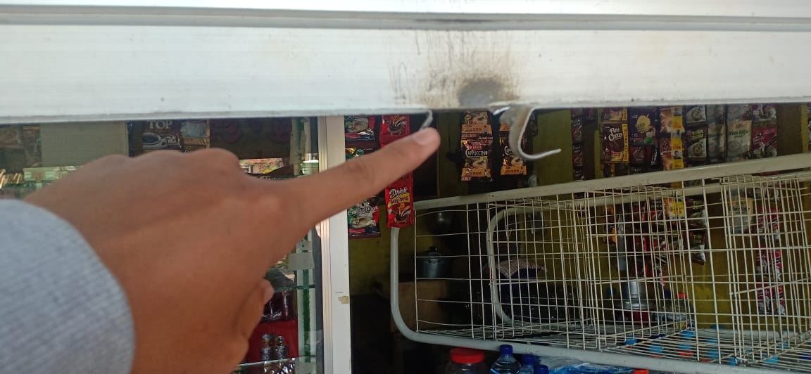 Pasca Kulakan, Toko Kelontong di Timur Alun-alun Kraksaan Dibobol Maling - WartaBromo